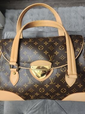 GORGEOUS NEVER USED Louis Vuitton Brown Monogram Canvas Satchel with Tan Trim